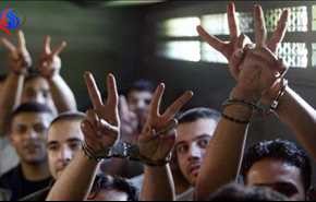 الاحتلال يمنع أي اتصال مع المعتقلين الفلسطينيين المضربين عن الطعام