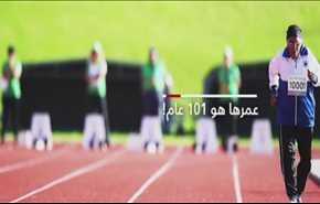 شاهد.. سيدة بعمر 101 عام تفوز ببطولة 100 متر جري