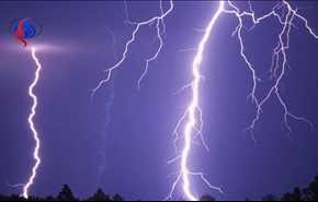 صاعقه جان 2 نفر را در قم گرفت