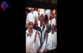 فيديو..عقد قران الرئيس السوداني عمر البشير للمرة الثالثة.. ومبروك يا عريس!