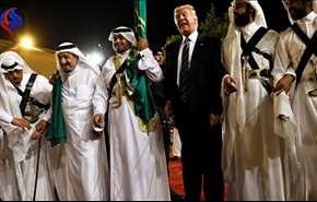 شاهد/ اغنية تسخر من ترامب .. المعلم الكبير يأمر وطويل العمر ينفذ!