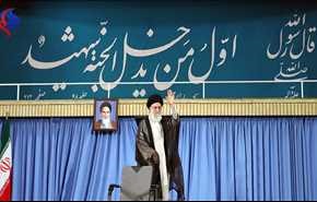 قائد الثورة يستقبل أسر شهداء حرس الحدود والدفاع عن مراقد أهل البيت (ع) + صور