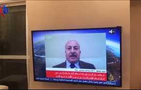 فيديو... محلل أردني يخلع بنطاله أثناء حديثه لقناة 