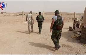 داعش يعتقل 30 شابا حاولوا الهروب من معدان بالرقة.. ماذا فعل بهم؟