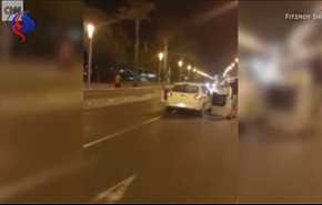 شاهد لحظة إطلاق الشرطة الاسبانية النار على مشتبه به في كامبريلس