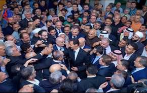 بالفيديو والصور..الاسد يؤدي صلاة عيد الأضحى بمدينة قريبة من الحدود مع لبنان