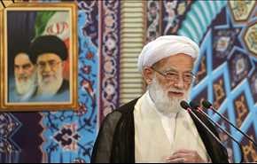 آیة الله كاشانی یدعو حكومات الدول الاسلامیة للاهتمام الجاد بمصالح الامة