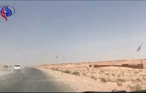 شاهد... لحظة استهداف سيارات فريق قناة العالم في ديرالزور