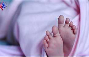 شاهد..وضعوا كاميرا مراقبة في غرفة رضيعتهم لمعرفة سبب صراخها فرأوا مشهدا مخيفاً!