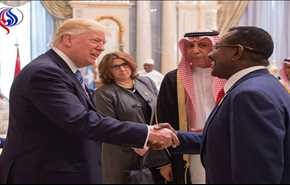 ترامب يتهرب من سؤال حول سبب رفع حظر السفر عن السودان