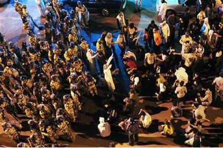 سونامی انقلاب ها عربستان را در می نوردد