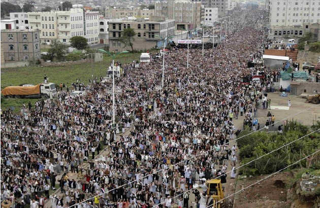 یمنی ها: عبدالله صالح سرنگون شده است