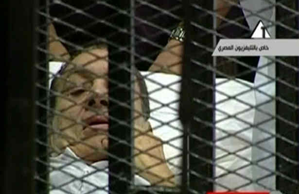 اتهام مبارک درباره کشتار7هزار نيروي امنيتي
