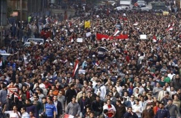 مصری ها در شوک تمدید وضع فوق العاده