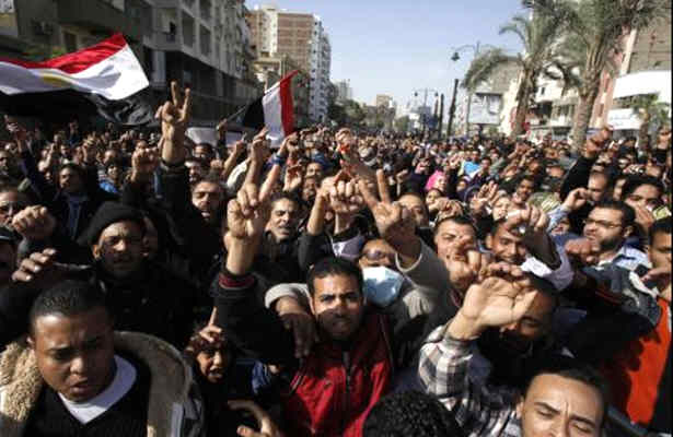 تهديد مصريها به رويارويي با شوراي نظامي