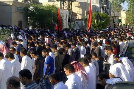 آغاز تشییع دو جوان شهید شیعه در عربستان