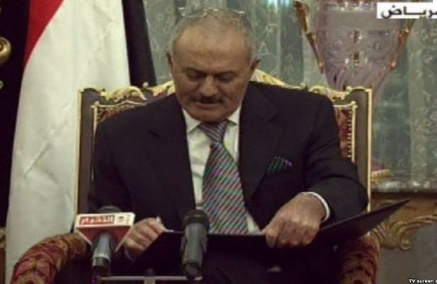 فعاليت دولت جديد يمن روز شنبه آغاز مي شود