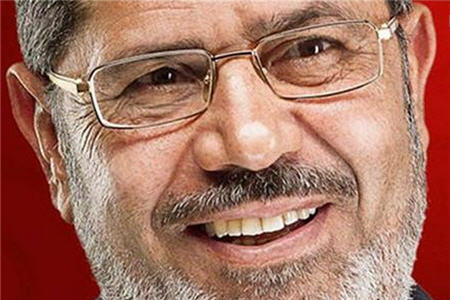 دختر مسیحی برای ازدواج با مرسی مسلمان می‌شود
