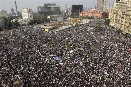 برتری تلویزیون بر اینترنت در انقلابهای عربی