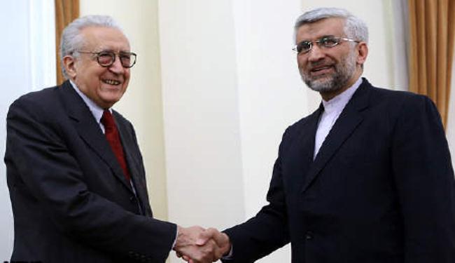 جليلي: ايران تدعم اي مبادرة تساعد على انهاء العنف بسوريا