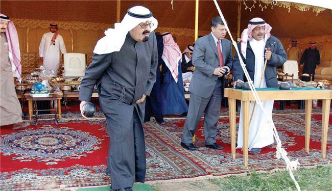 وقتي شاهان رو به زوال، به هم نان قرض مي دهند
