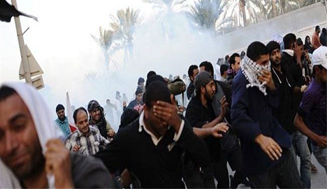 آل خليفه متهم به 