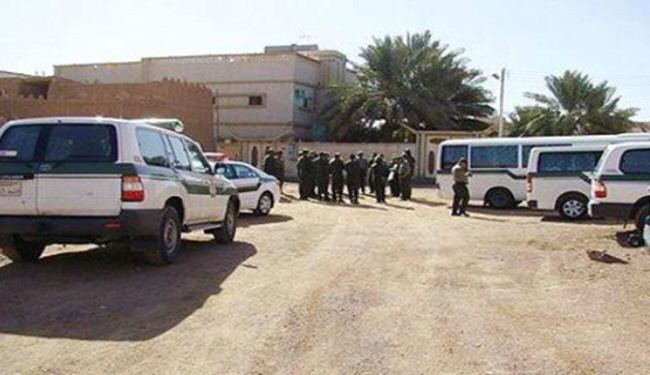 شرطي سعودي يشعل النار في نفسه