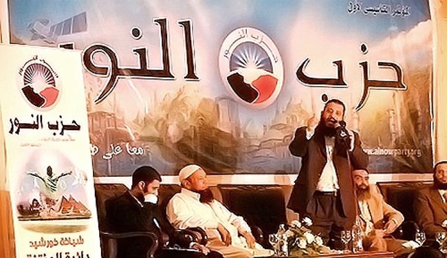 انقسامات سلفيي مصر: قلة خبرة سياسية واختلافات