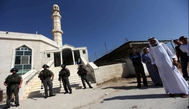 المستوطنون يدنسون مسجدًا في بيت لحم