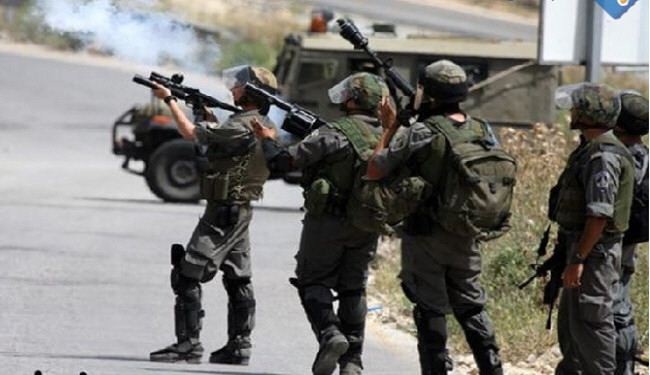 إصابة فلسطيني برصاص جندي إسرائيلي