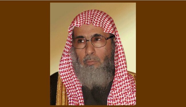 شيخ وهابي: الانتخابات حرام وتساوي العلماء بالجهال