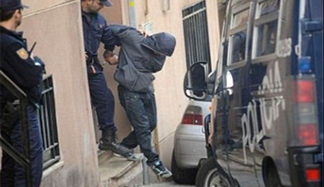 سلطات المغرب تعلن تفكيك خلية مرتبطة بالقاعدة