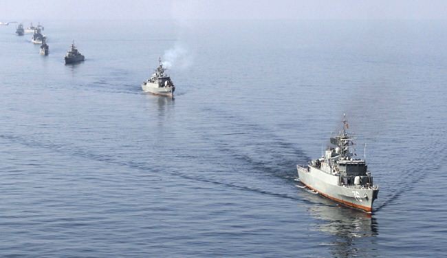 ايران وعمان تجريان مناورة بحرية مشتركة