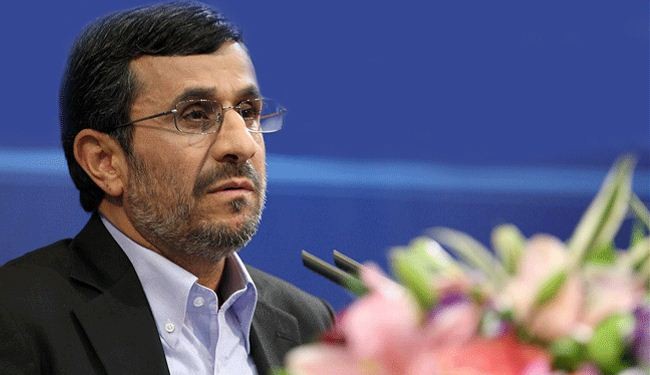 الرئيس الايراني يزيح الستار عن المقاتلة 