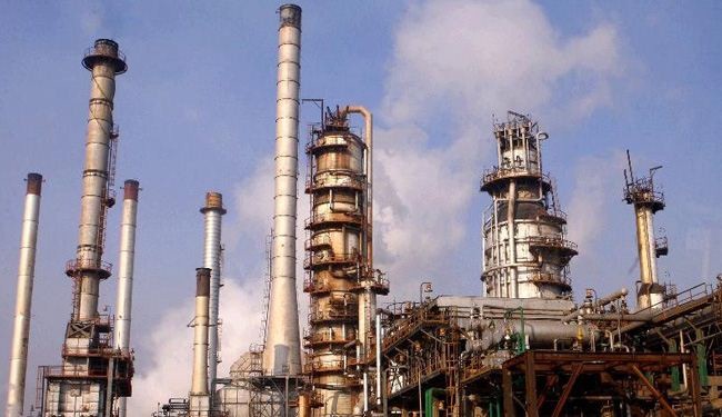 إيران تحقق رقما قياسيا جديدا في تصدير النفط الخام