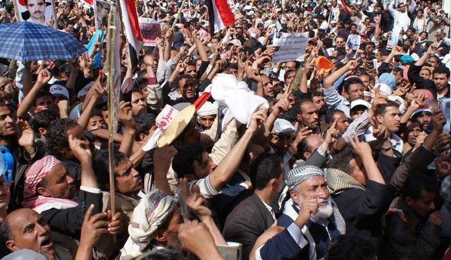 ناشط يمني : الثورة اليمنية لم تحقق اهدافها