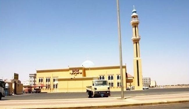 اخراج امام جماعت به دلیل رسوا کردن مسئول سعودی