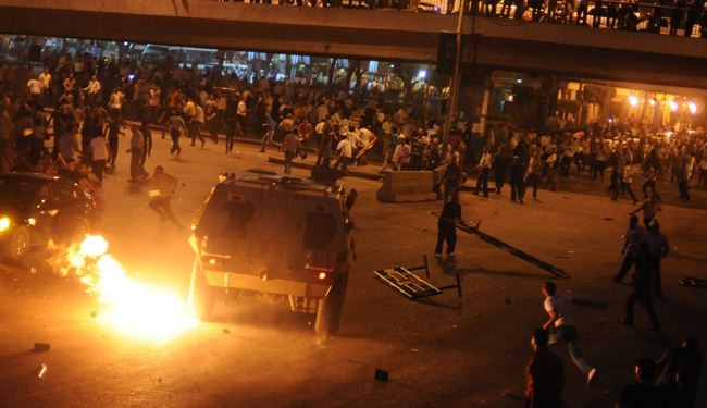 مصر:تظاهرات تهدد بفوضى وعصيان مدني