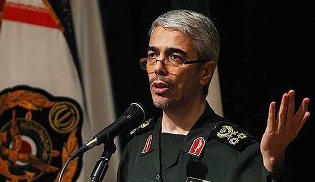 الحرس الثوري والجیش یجريان مناورات مشتركة
