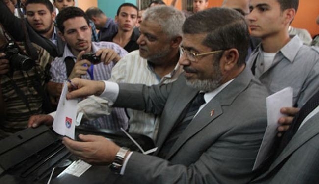 جبهة الانقاذ المصرية تخشى خوض الانتخابات