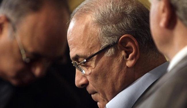 بدء محاكمة احمد شفيق بقضية الفساد المالي