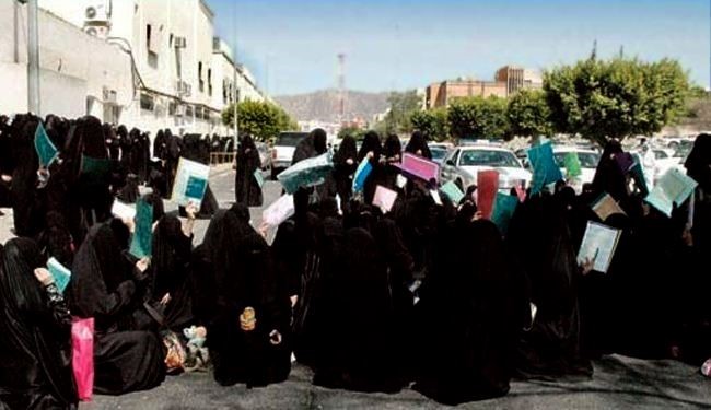السعودية  : ادانات لإعتقال النساء والأطفال