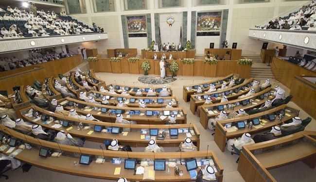 برلمان وحكومة الكويت يتفقان على شراء الديون