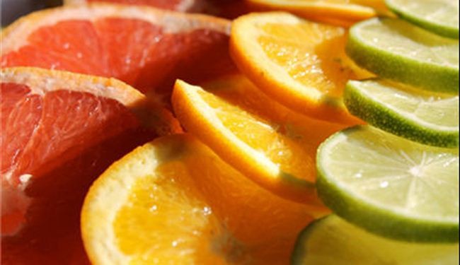 الحمضيات تسبب تآكل الأسنان