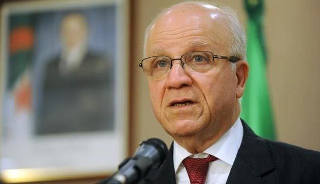 الجزائر تؤكد تحفظها على منح مقعد دمشق للمعارضة