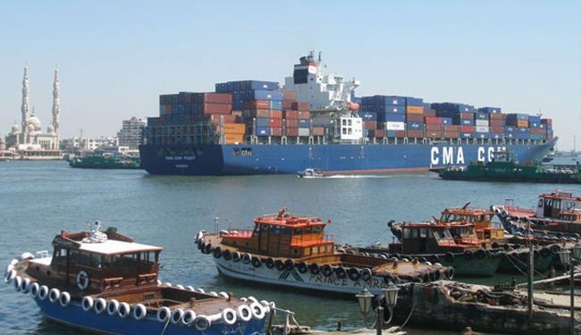 تراجع ايرادات قناة السويس بنسبة 7.4% في فبراير