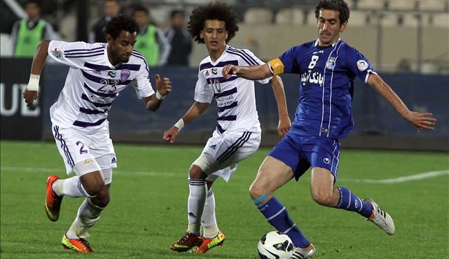 الهلال لتخطي استقلال وانتزاع الصدارة