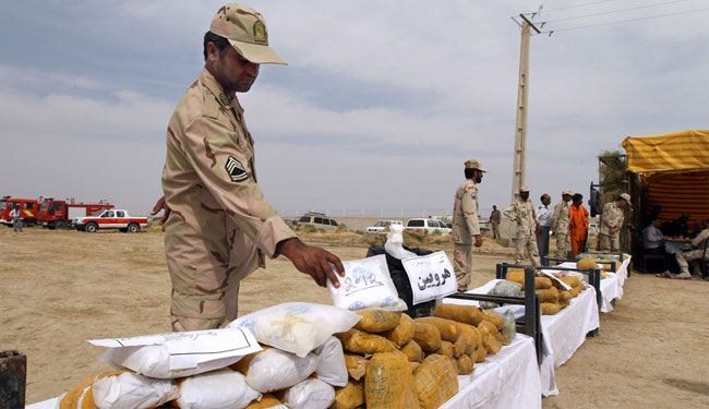 ضبط 500 طن من المخدرات خلال عام في ايران