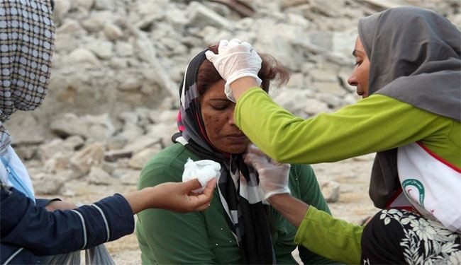 إستمرار عمليات إغاثة المنكوبين بالزلزال جنوبي إيران