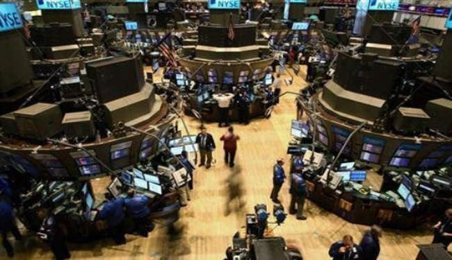 سهم أبل يتراجع عن مستوى 400 دولار للمرة الاولى